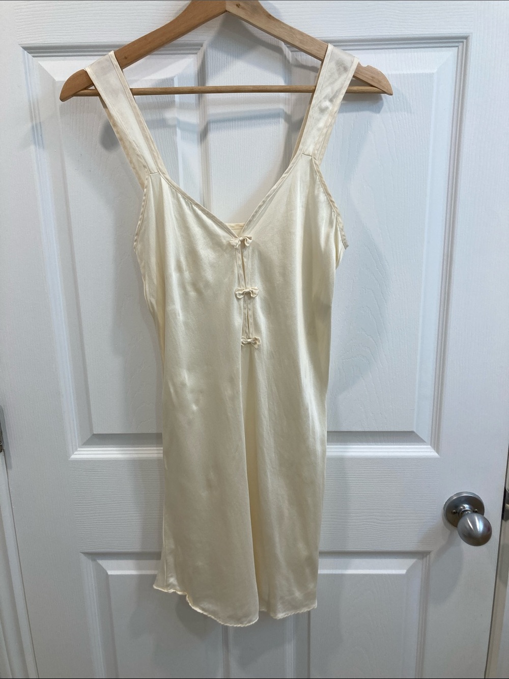 Minimalist Cream 100% Silk Satin Slip with bow Front